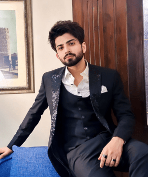 Laraib Khalid NFLUENCERR